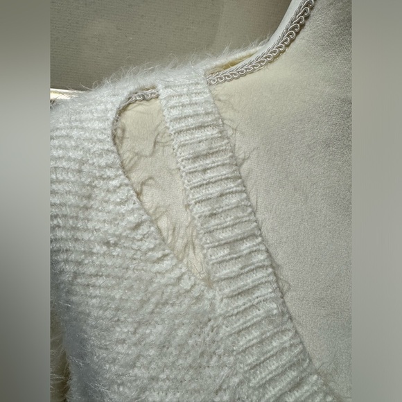 Love Stitch Fuzzy V-Neck Sweater With Cutout Neckline - Picture 10 of 12